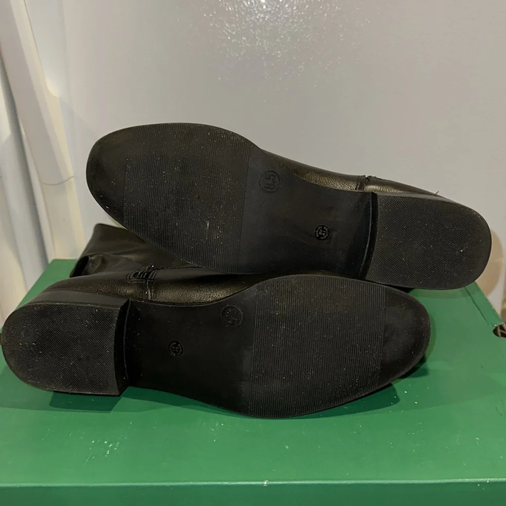 Gently Worn East 5th Junction Black Slouch Boots w/ Memory Foam- Size 8.5 - Picture 8 of 9